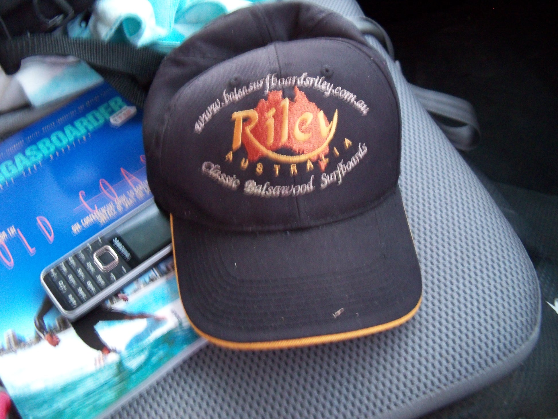 Shirts, books, entry, shows, hats,