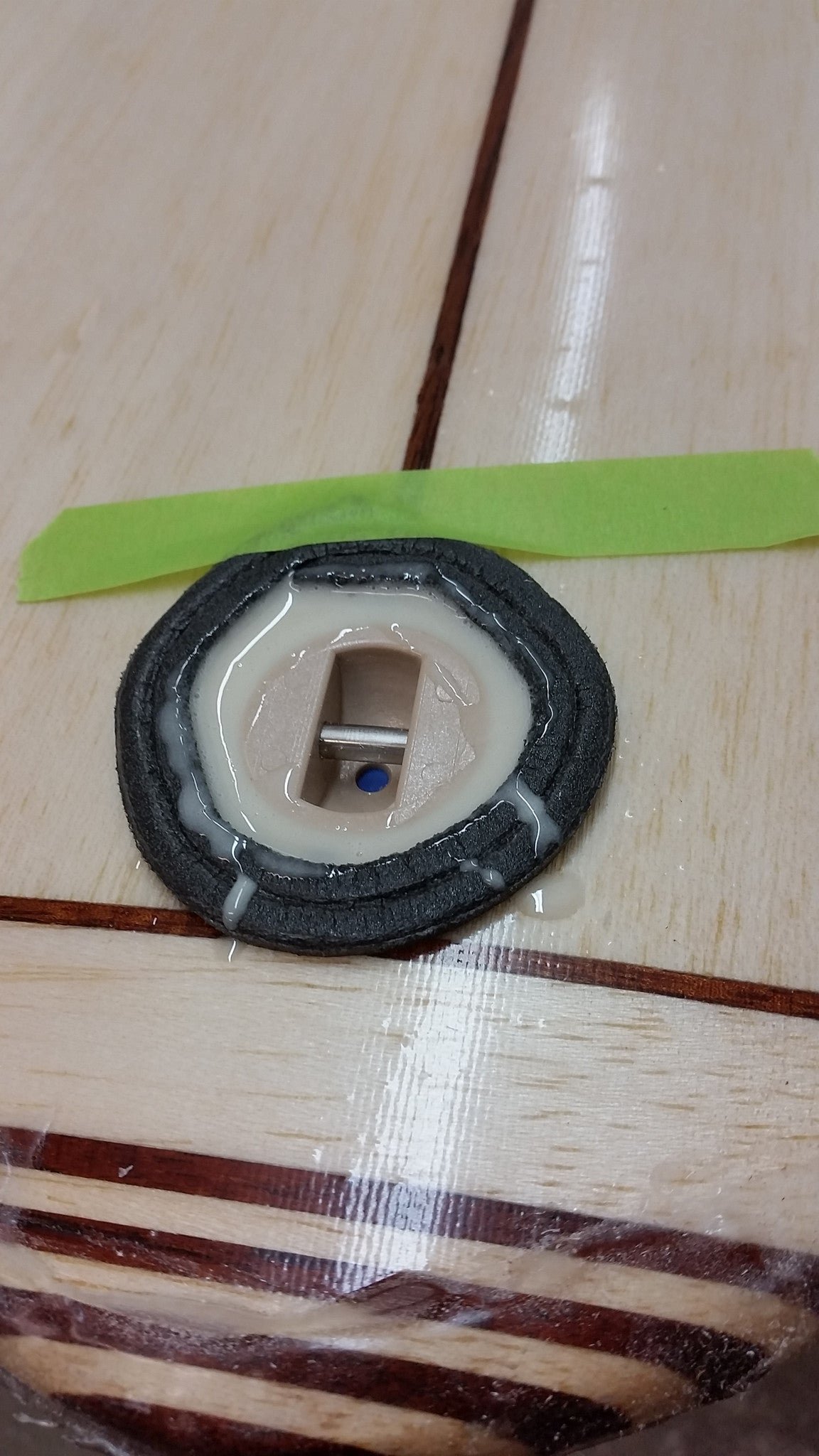 Legrope or leash plug in black or white or wood colour