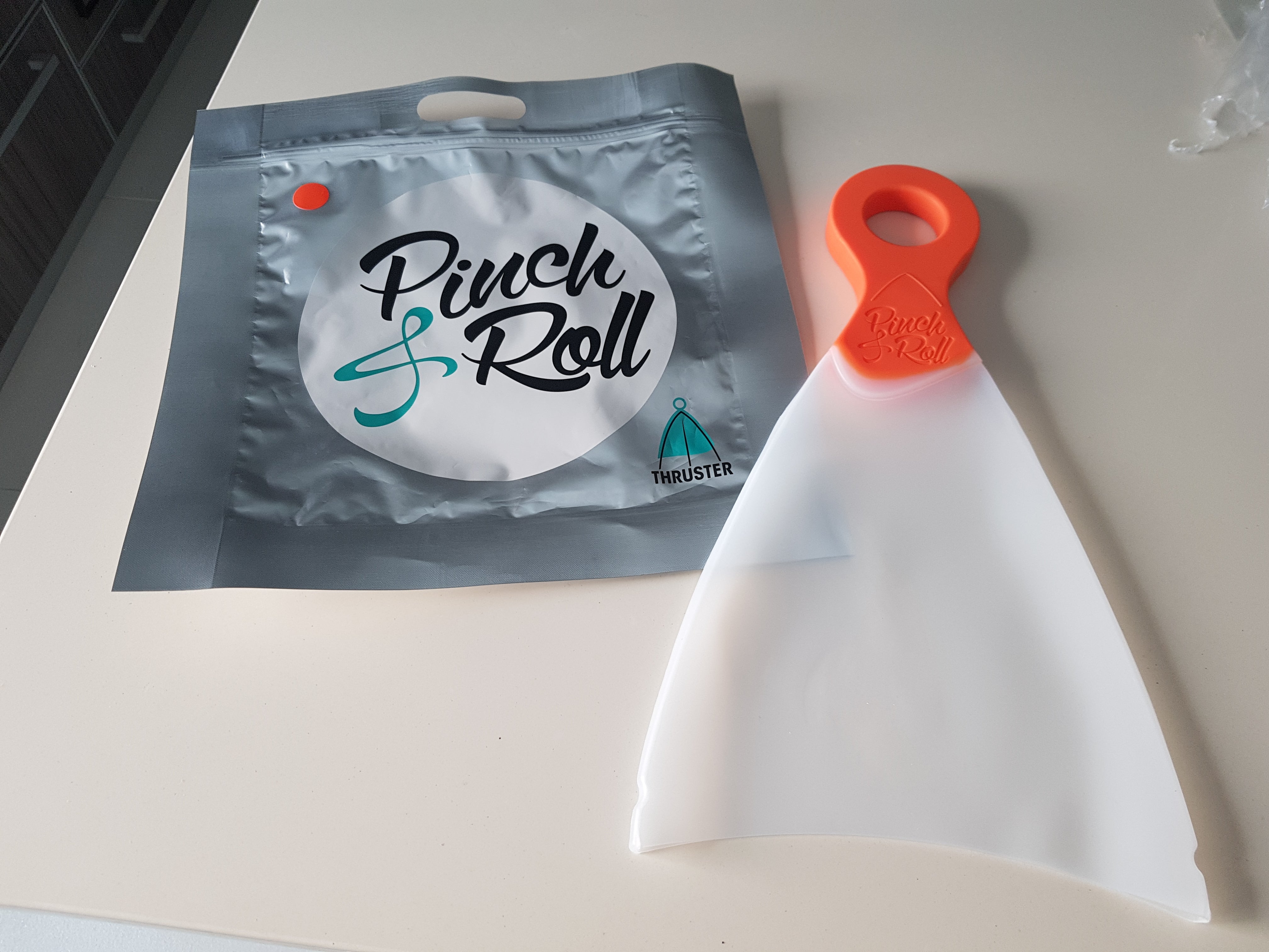 Pinch &amp; Roll サーフボード ディスプレイ Pinch & Roll サーフボード ディスプレイ