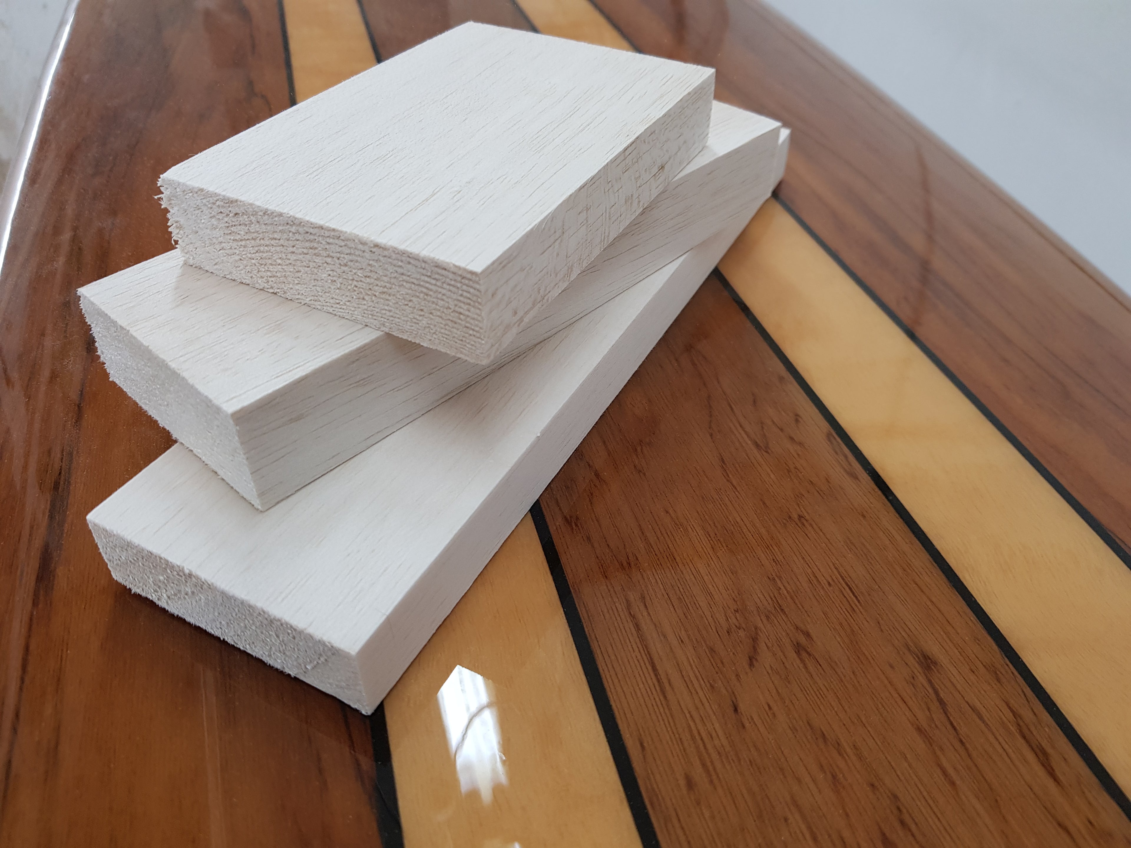 Balsa wood sanding block