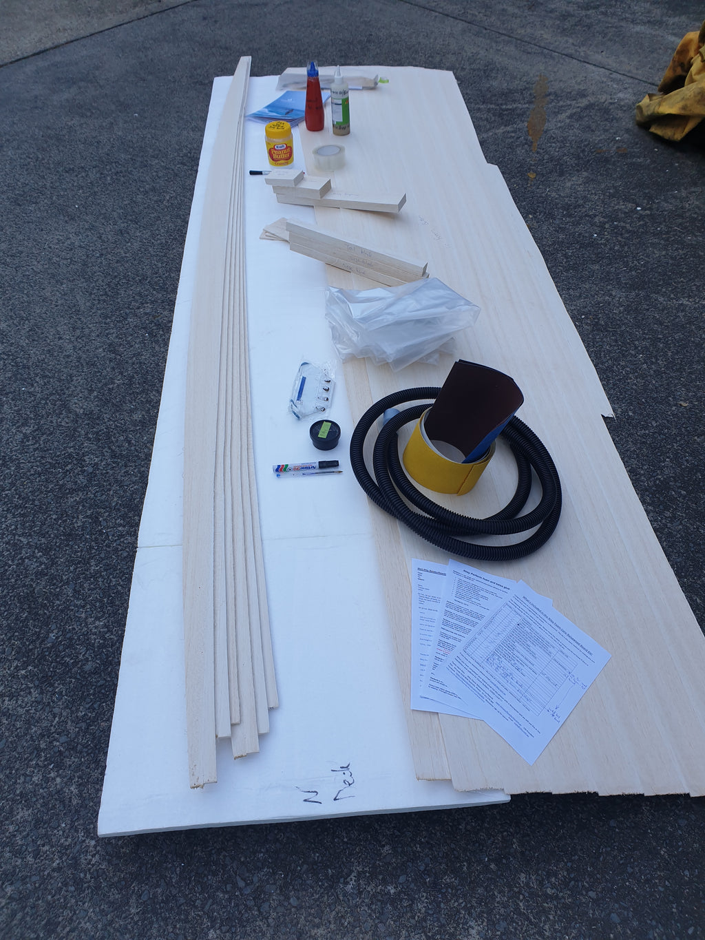 Balsa surfboard shaping set or kit