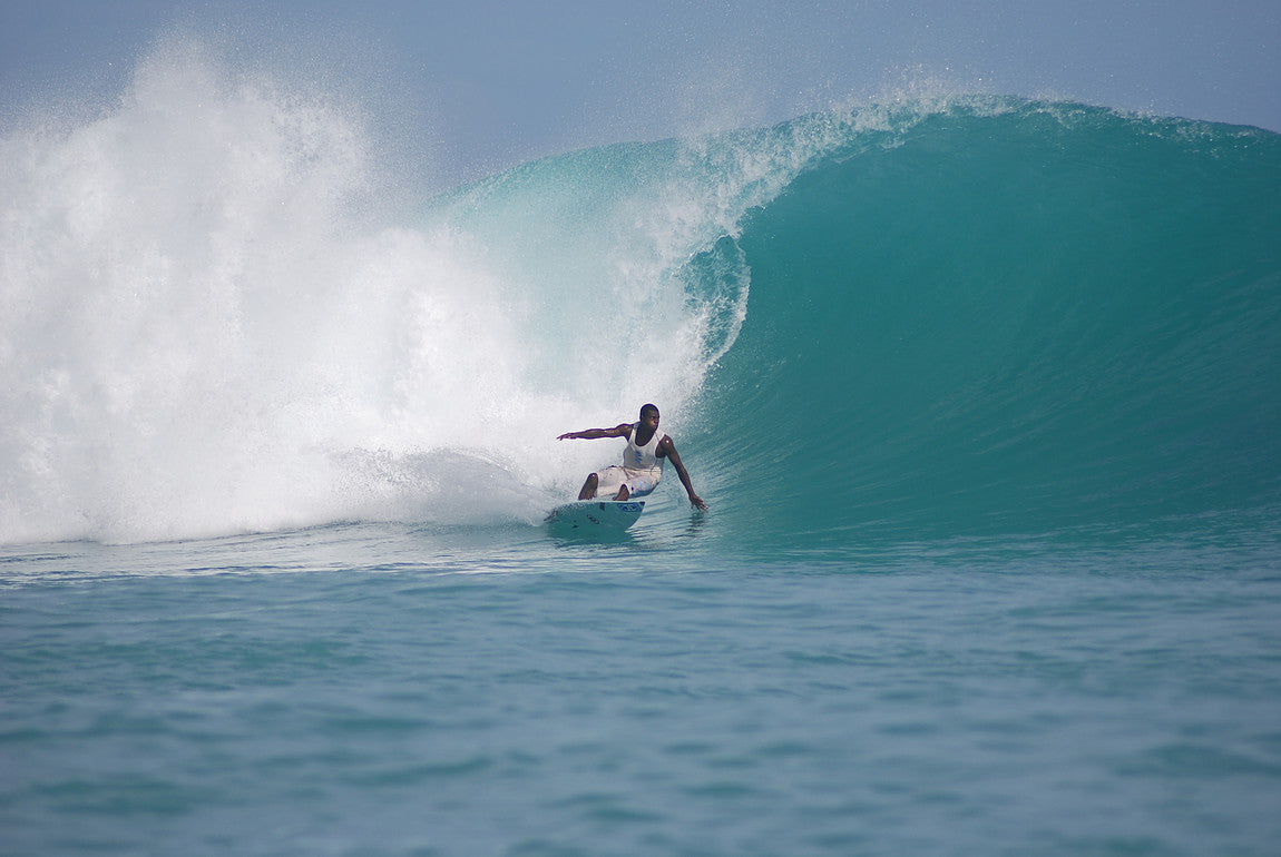 Travel to Papua New Guinea and build a balsa board