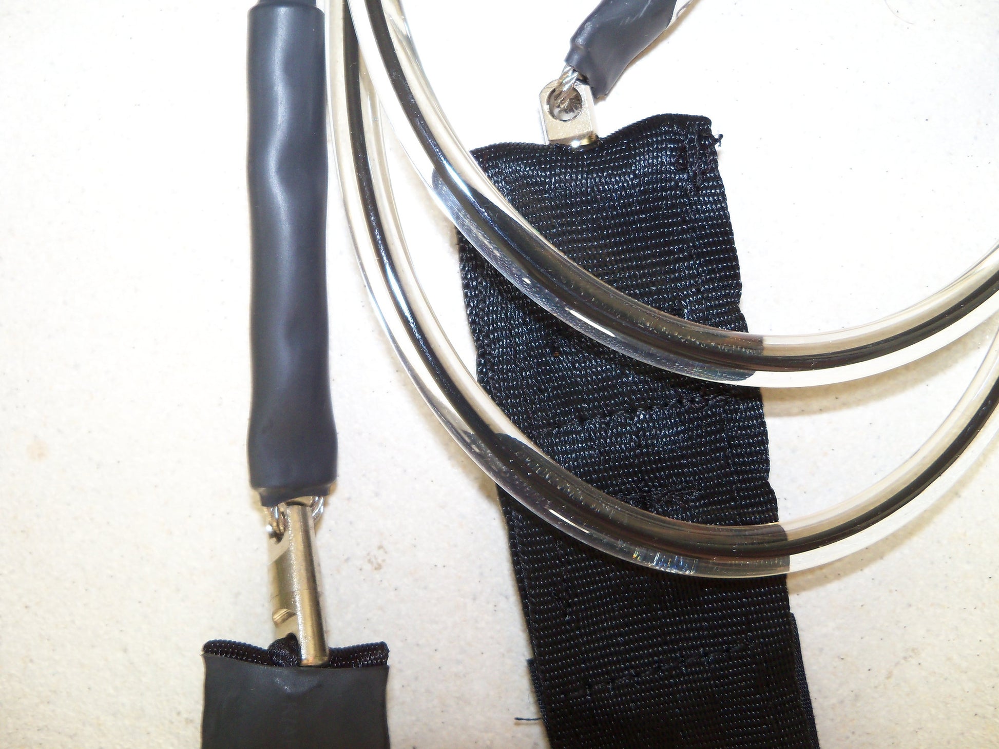 Leg ropes and leashes for Surfboards, hand boards and SUPs