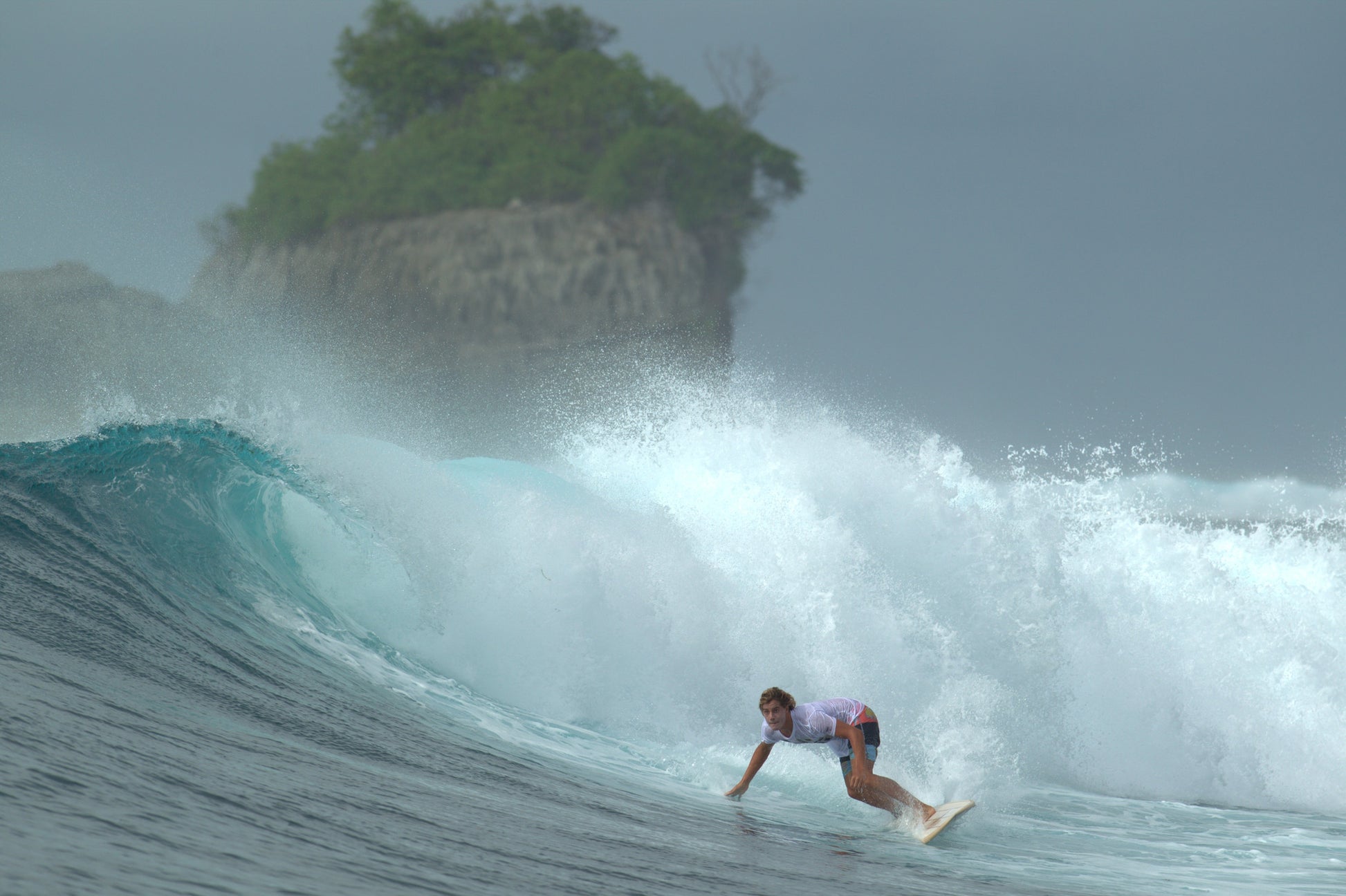 Travel to Papua New Guinea and build a balsa board