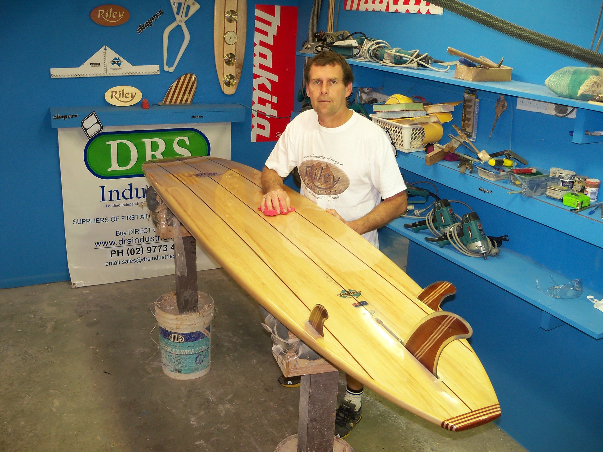 DVD - How to Make a Foam Core Balsawood Surfboard