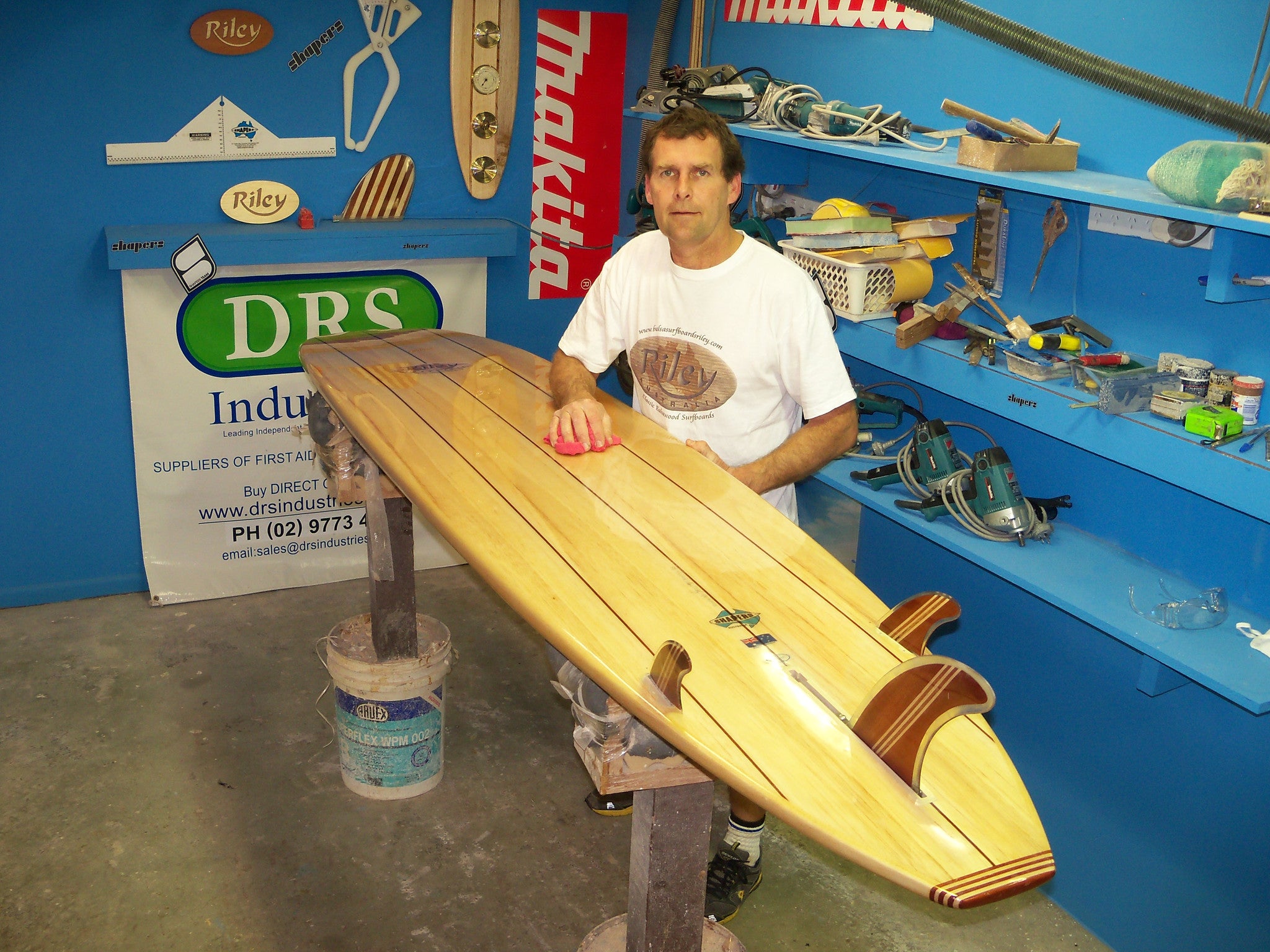 DVD - How to Make a Foam Core Balsawood Surfboard