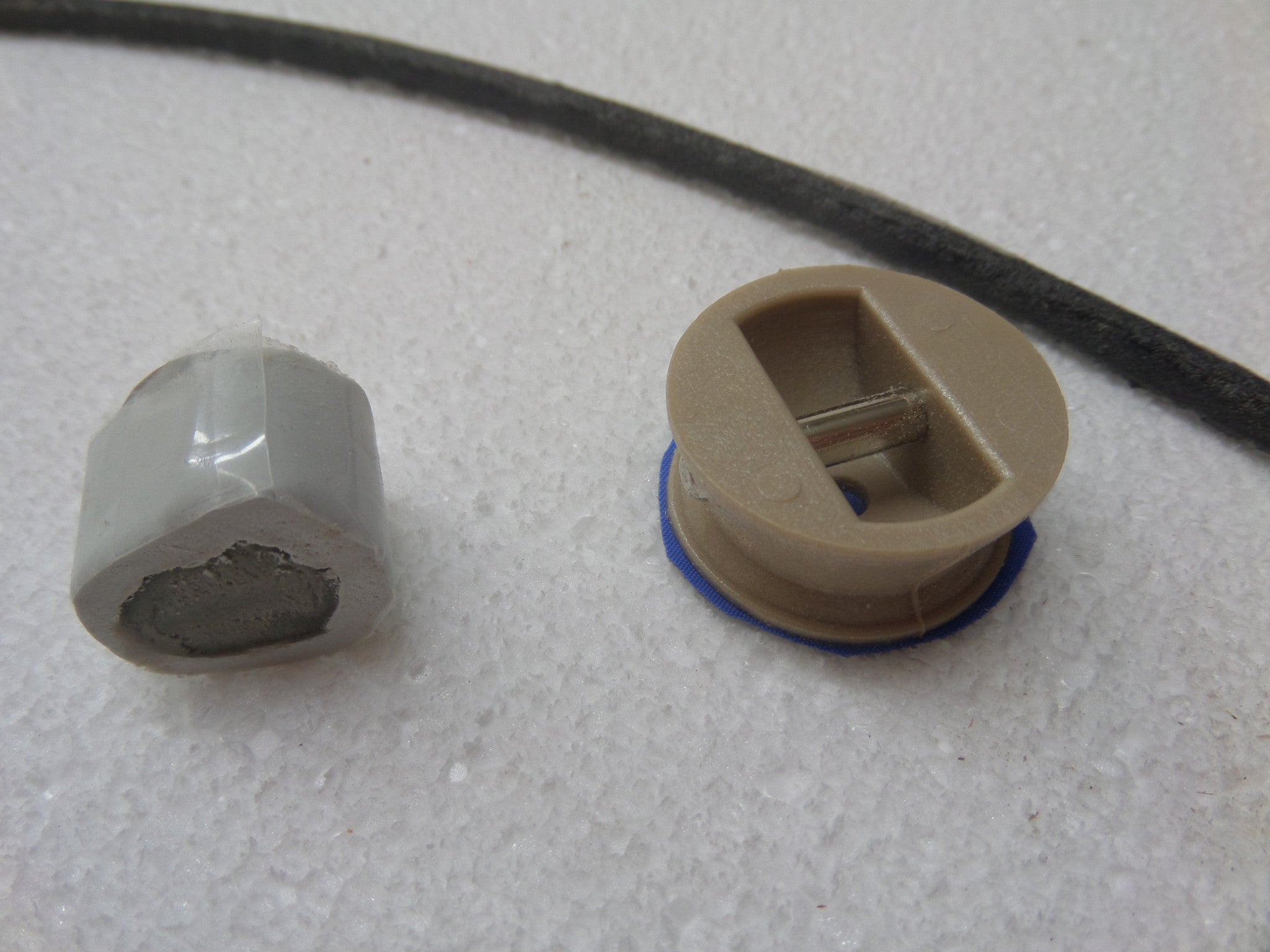 Vented Legrope or leash plug - white or black or wood coloured